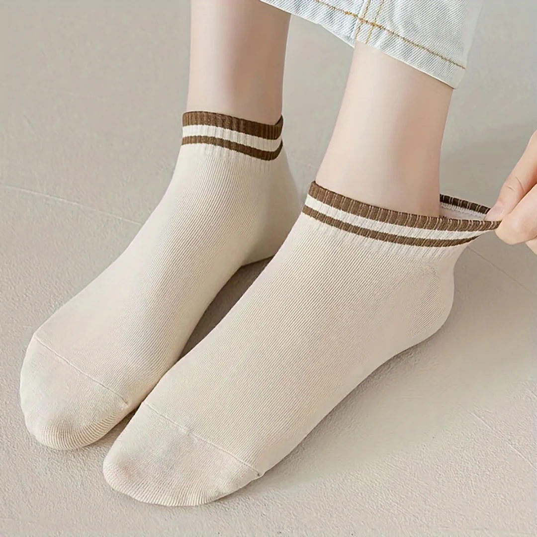 6-Pair Striped Ankle Crew Breathable Socks Combo - Image 5